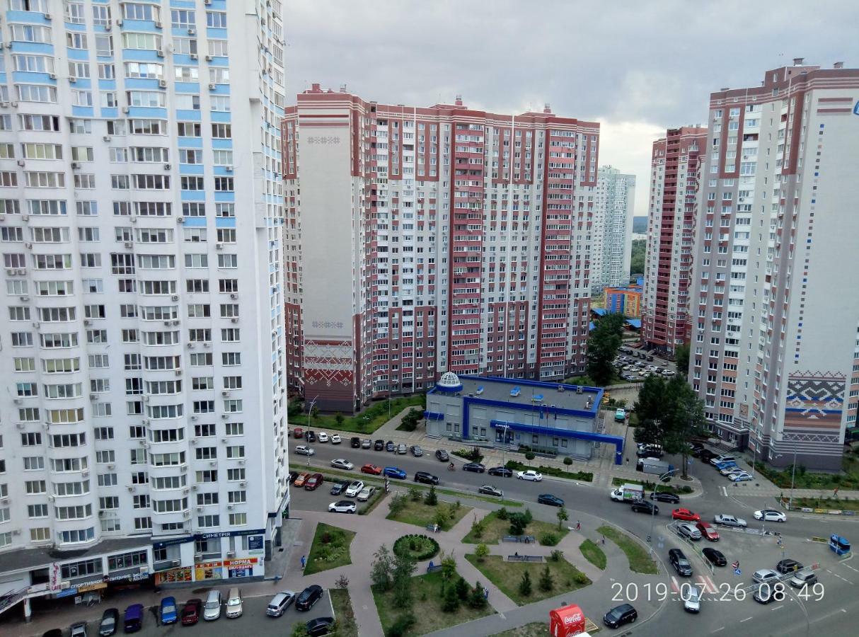 Люкс апартаменты на Позняках Киев Екстериор снимка