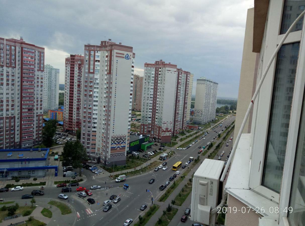 Люкс апартаменты на Позняках Киев Екстериор снимка